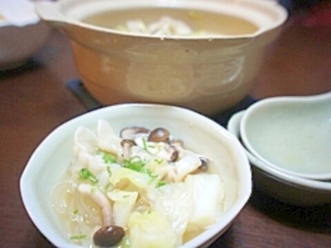 キャベツ消費に☆餃子入り中華スープ煮